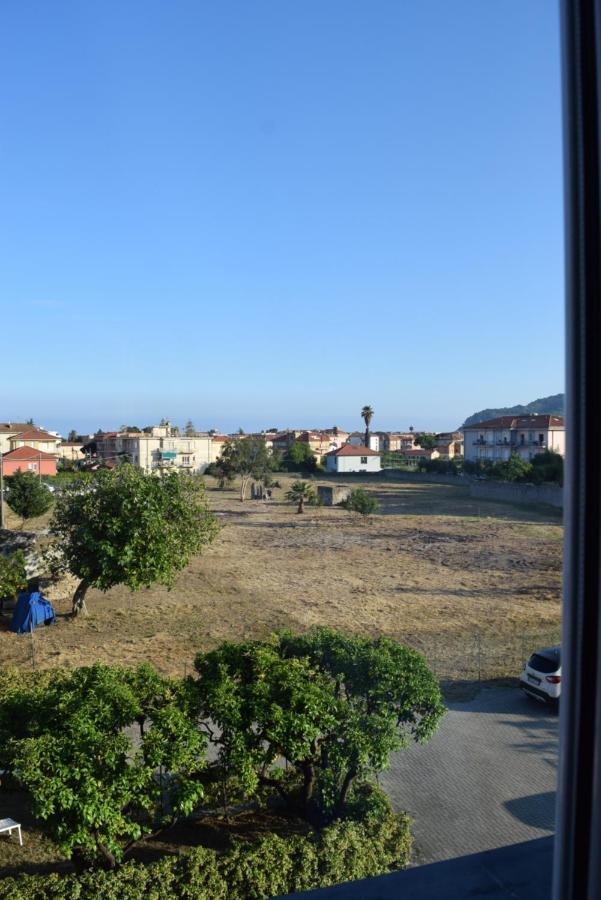 Casa Ligure Ristrutturata 80m2 Diano Marina Esterno foto